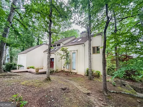 175 River Court Pkwy, Sandy Springs, GA 30328
