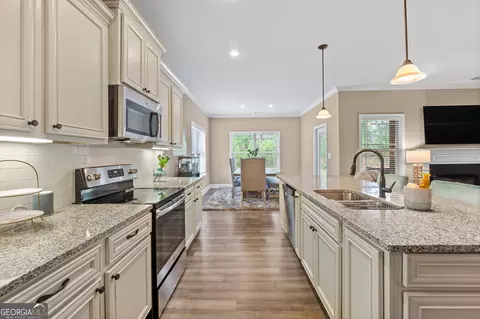 515 Constitution Dr, Forsyth, GA 31029 photo 10