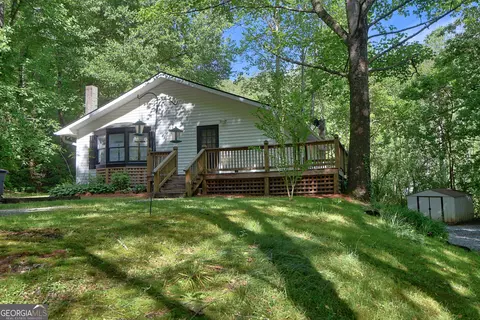 9 Bowie Ln, Dillard, GA 30537