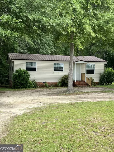 127 Musseum Rd, Swainsboro, GA 30401