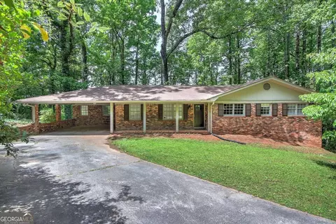 332 Linda Dr, Tucker, GA 30084