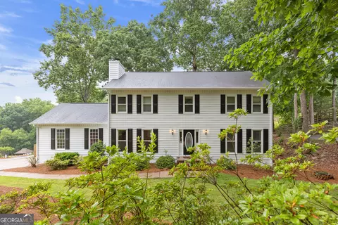 1242 Colony Dr, Marietta, GA 30068