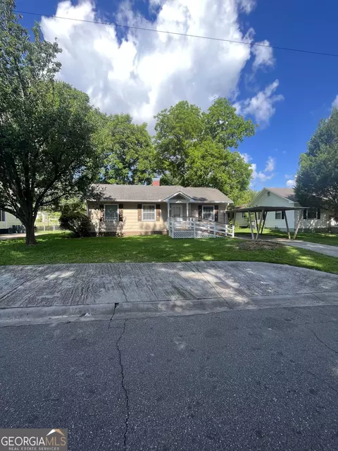 719 Miller Dr, Warner Robins, GA 31093