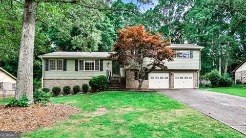 743 Windy Dr, Stone Mountain, GA 30087