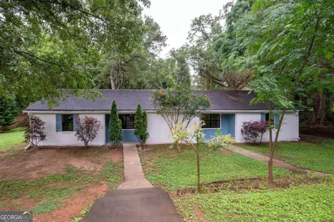 4190 Bowers Pointe Dr SW, Lilburn, GA 30047