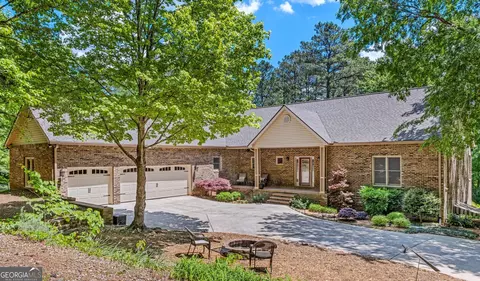 3234 E Lake Rd, Mcdonough, GA 30252