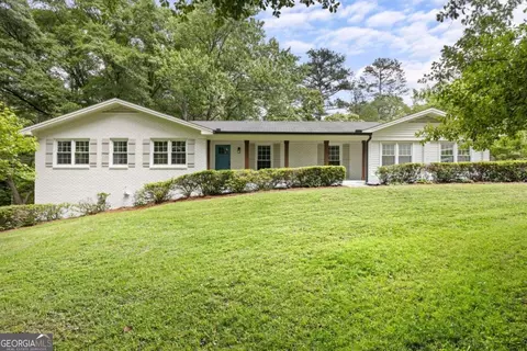 793 Hickory Dr SW, Marietta, GA 30064