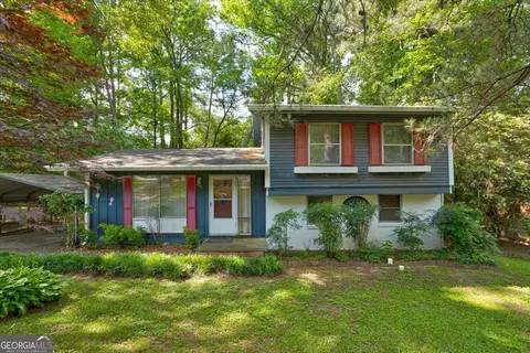 745 Blueridge Dr, Forest Park, GA 30297