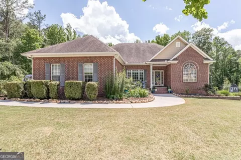 210 Longshore Way, Fayetteville, GA 30215