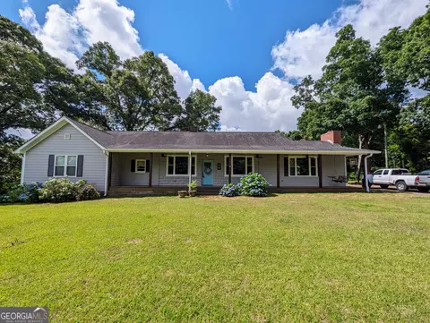 3405 Country Club Rd, Lanett, AL 36863