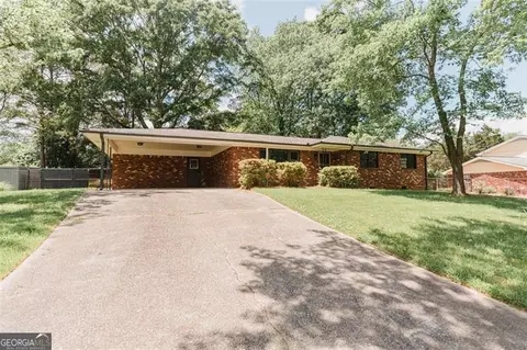 3168 Delhi Dr, Powder Springs, GA 30127