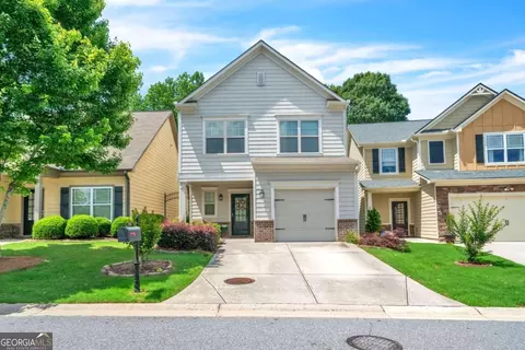 352 Highland Pointe Cir E, Dawsonville, GA 30534
