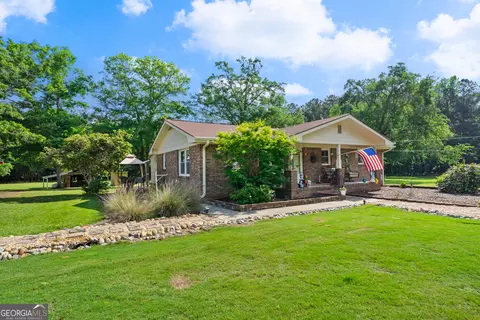 290 Mcmahon Rd, Covington, GA 30014
