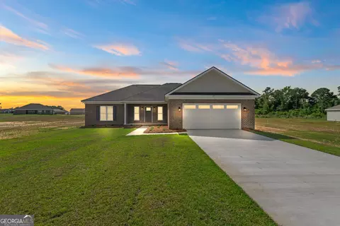 131 Sunfield Station Dr, Statesboro, GA 30461