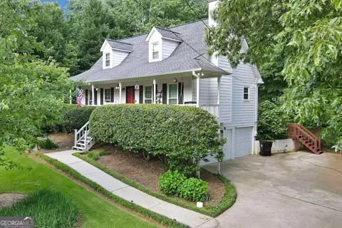 69 Maplewood Ct, Acworth, GA 30101