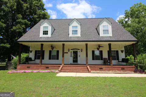 492 W Mcintosh Rd, Brooks, GA 30205