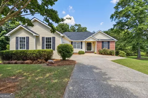 7267 Tascosa Dr, Flowery Branch, GA 30542