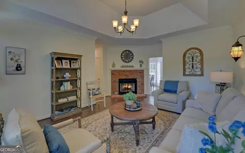 1 Leverette Dr, Toccoa, GA 30577 photo 4
