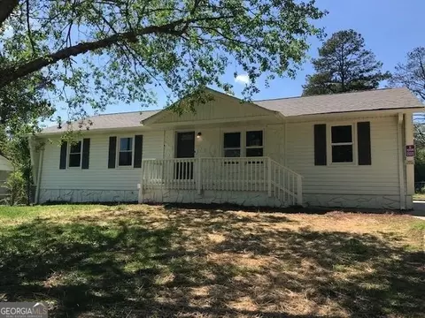 8911 Yarmouth Dr, Jonesboro, GA 30238