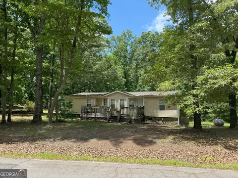 511 Howard Rd, Carrollton, GA 30116