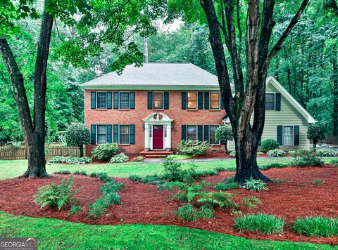 5342 Lanford Springs Ct SW, Lilburn, GA 30047