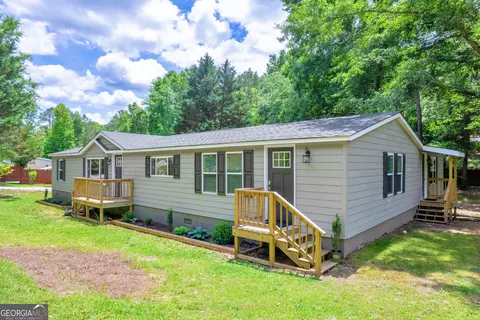 30 Racetrack Rd, Toccoa, GA 30577 photo 3