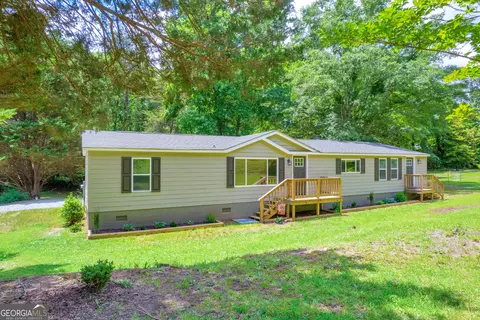 30 Racetrack Rd, Toccoa, GA 30577
