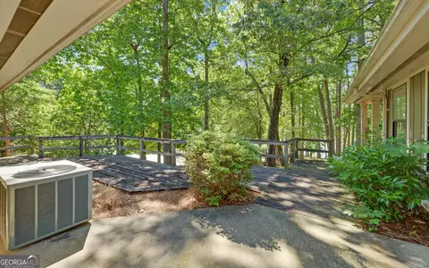 147 Ridgemore Cir, Toccoa, GA 30577 photo 9