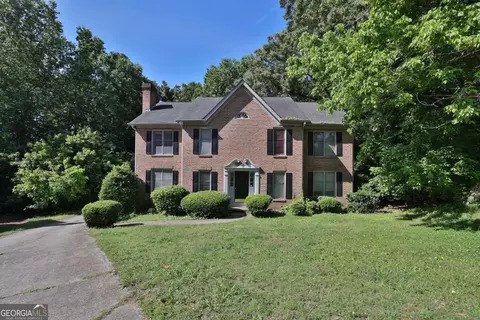 185 Hunters Cv, Roswell, GA 30076