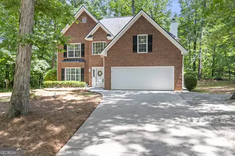 2130 Woodlake Blvd, Monroe, GA 30655