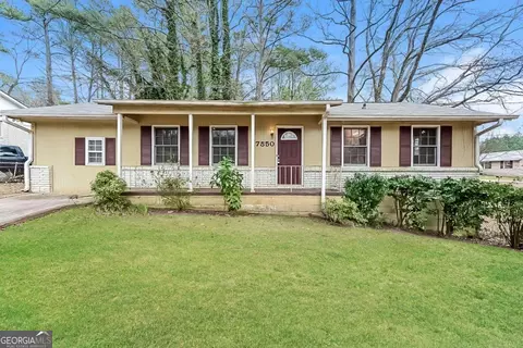 7550 Asbury Dr, Riverdale, GA 30274