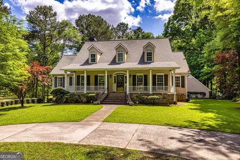 180 Oak Ridge Dr, Sharpsburg, GA 30277