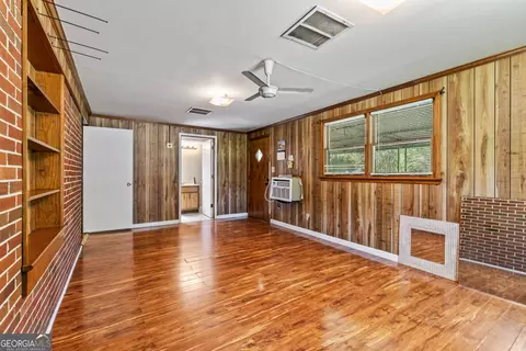 6355 Impala Cir, Morrow, GA 30260 photo 11