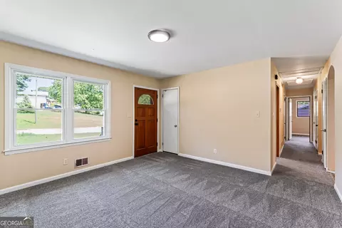 6355 Impala Cir, Morrow, GA 30260 photo 7