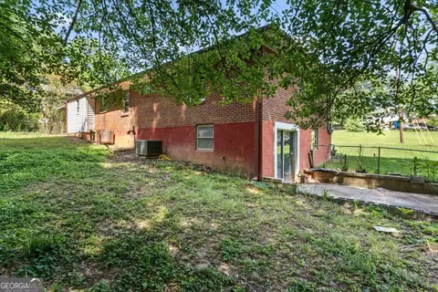 6355 Impala Cir, Morrow, GA 30260 photo 4
