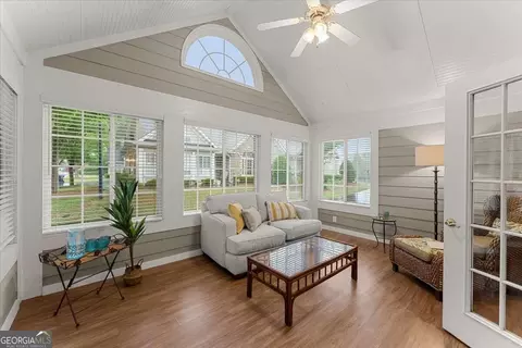 805 Village Ln, Roswell, GA 30075