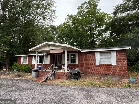 971 Ogden St, Metter, GA 30439