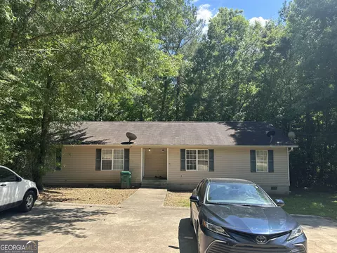 2428 Grandview Dr, Milledgeville, GA 31061