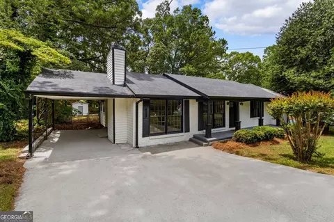 423 Queen Aliese Ln, Jonesboro, GA 30236