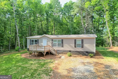 1460 Hollywood Church Rd, Clarkesville, GA 30523