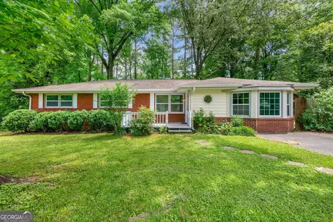 3615 Pinehll Cricle Cir, Acworth, GA 30101