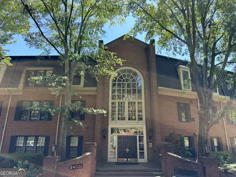 24303 Plantation Dr NE, Atlanta, GA 30324