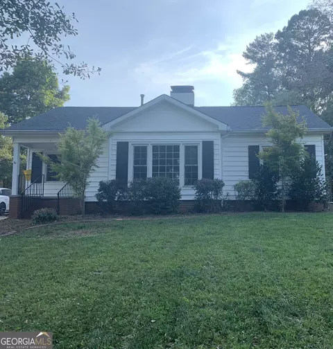 967 Chattahoochee Dr, Gainesville, GA 30501