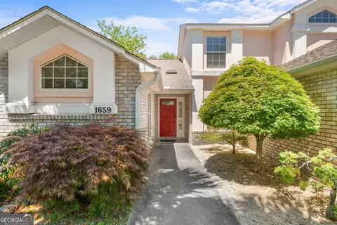 1659 Pondside Dr, Statesboro, GA 30458