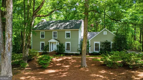 106 Spring Valley Dr, Lagrange, GA 30240