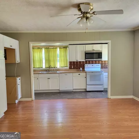 3305 24th Ave, Valley, AL 36854 photo 9