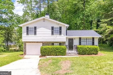 192 Aaron Ct, Riverdale, GA 30274