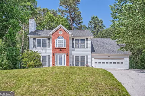 616 Simon Ive Dr, Lawrenceville, GA 30045