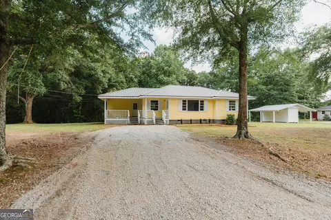 55 Armstrong Dr, Carrollton, GA 30117