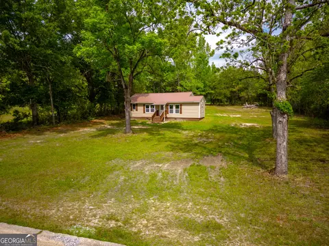 205 Magnolia St, Geneva, GA 31810